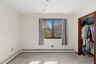 25 Oakdale Street, Warwick, RI 02888 - Photo 18