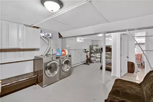 368 Hawkins St, Providence, RI 02904 - Photo 26