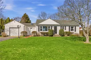 415 Wapping Rd, Portsmouth, RI 02871 - Photo 2