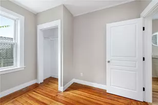 427 Spring St, Newport, RI 02840 - Photo 8