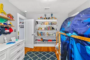158 Gentian Ave, Providence, RI 02908 - Photo 12
