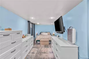 158 Gentian Ave, Providence, RI 02908 - Photo 16