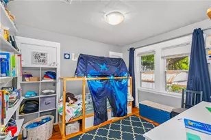 158 Gentian Ave, Providence, RI 02908 - Photo 10