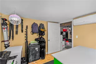 158 Gentian Ave, Providence, RI 02908 - Photo 26