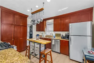 158 Gentian Ave, Providence, RI 02908 - Photo 4