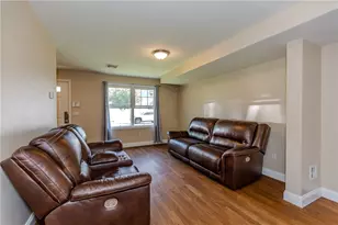 18 Willis St, Cranston, RI 02910 - Photo 12