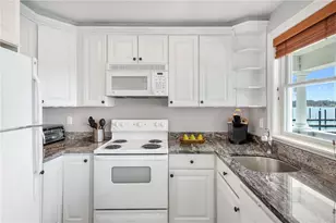 21 Brown and Howard, Newport, RI 02840 - Photo 12