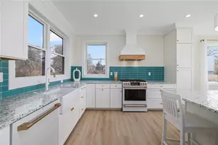 38 Beach Dr, South Kingstown, RI 02879 - Photo 16