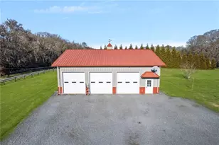 141 Peckham Rd, Little Compton, RI 02837 - Photo 4