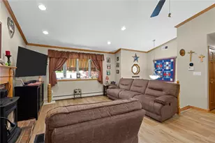 11 Bourassa Ave, Woonsocket, RI 02895 - Photo 10