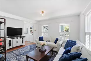 19 Third St, Newport, RI 02840 - Photo 10