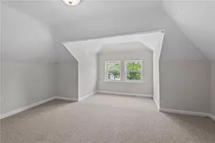 25 Fairfield Ave, Providence, RI 02909 - Photo 20