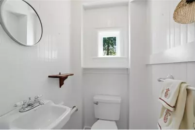 19 Third Street, Newport, RI 02840 - Photo 38