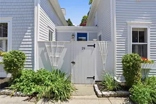 19 Third St, Newport, RI 02840 - Photo 32