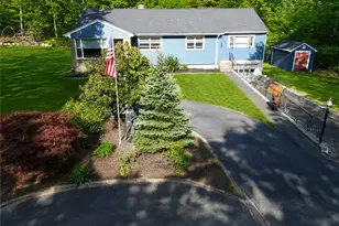 18 Stephen Hopkins Rd, Scituate, RI 02825 - Photo 2
