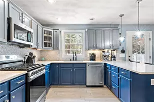 5 Bracken Hill Ct, Richmond, RI 02812 - Photo 10