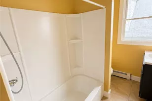 33 Messina St, Providence, RI 02908 - Photo 4