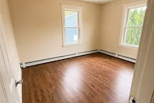 33 Messina St, Providence, RI 02908 - Photo 8