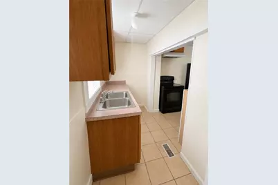718 Dyer Avenue, Cranston, RI 02920 - Photo 8