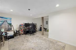 11 Doane St, Cranston, RI 02910 - Photo 30