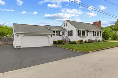 7 Esther Street, Cranston, RI 02920 - Photo 2