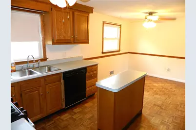 68 Zinnia Drive, Cranston, RI 02920 - Photo 8