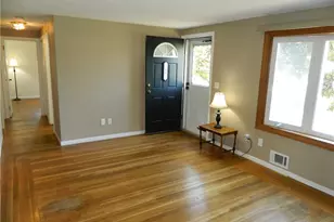 68 Zinnia Dr, Cranston, RI 02920 - Photo 4