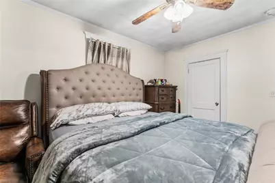 489 Benefit Street, Pawtucket, RI 02861 - Photo 10