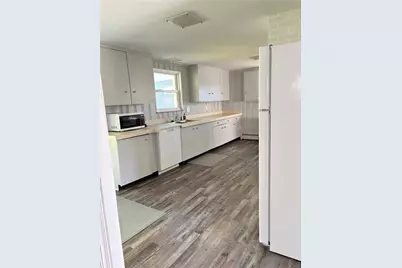 10 Anawan Avenue, Narragansett, RI 02882 - Photo 6