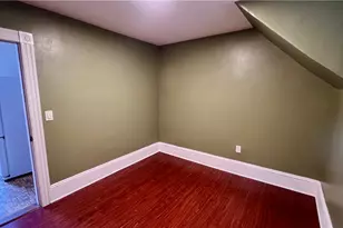 36 Messina St, Providence, RI 02908 - Photo 8