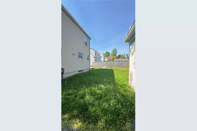 175 Canton Street, Providence, RI 02908 - Photo 2