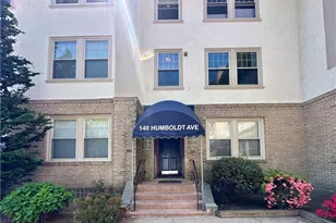 140 Humboldt Ave, Providence, RI 02906 - Photo 2