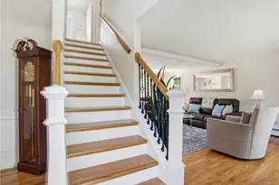 34 Brooks Farm Dr, Bristol, RI 02809 - Photo 18