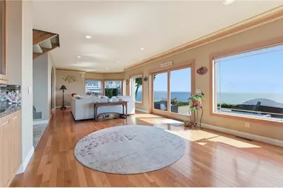 25 Narragansett Street, North Kingstown, RI 02852 - Photo 22