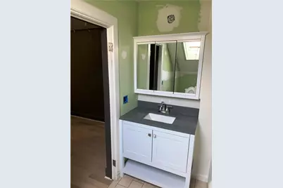 38 Lawrence Street, Pawtucket, RI 02860 - Photo 28