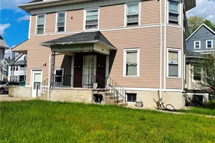 38 Lawrence St, Pawtucket, RI 02860 - Photo 2