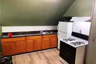 38 Lawrence St, Pawtucket, RI 02860 - Photo 26