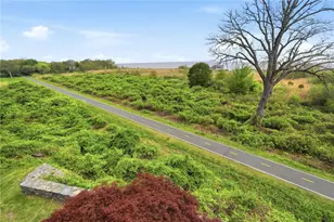 31 Sea Breeze Ln, Bristol, RI 02809 - Photo 4