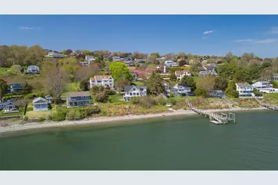 81 Bayside Avenue, Portsmouth, RI 02871 - Photo 2