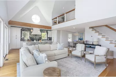81 Bayside Avenue, Portsmouth, RI 02871 - Photo 4