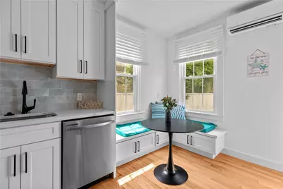 13 Sherman Street, Newport, RI 02840 - Photo 6