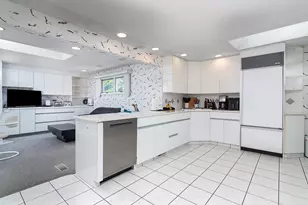 64 Amherst Rd, Cranston, RI 02920 - Photo 10