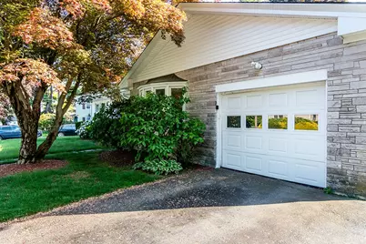 64 Amherst Road, Cranston, RI 02920 - Photo 6