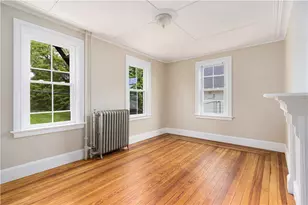 427 Spring St, Newport, RI 02840 - Photo 4