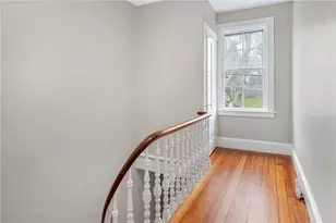 427 Spring St, Newport, RI 02840 - Photo 8