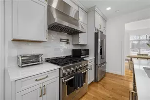 5 Lacey Ct, Smithfield, RI 02917 - Photo 8