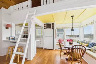 11 Brecka Dr, Narragansett, RI 02879 - Photo 10