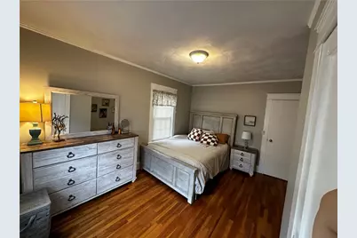 21 Washburn Avenue, East Providence, RI 02916 - Photo 6