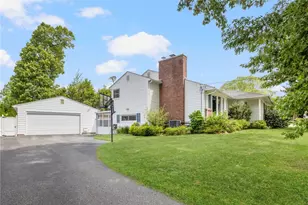 77 Garden Hills Dr, Cranston, RI 02920 - Photo 42