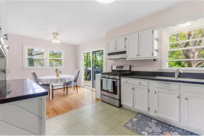 51 Quannacut Road, Westerly, RI 02891 - Photo 6
